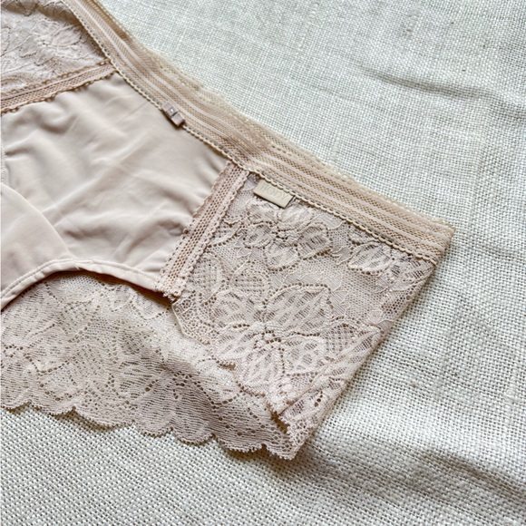 NWOT Marks & Spencer Nude Lace Underwear - Picture 2 of 5